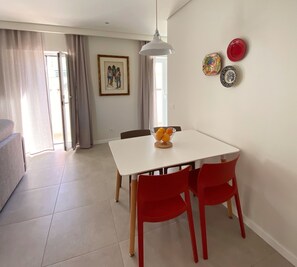 Condo premium | Opções para refeição no quarto