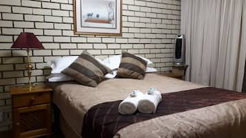 Family Suite, 2 Bedrooms (The Zebra) | Bed sheets