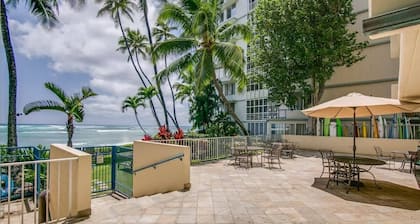 @ Marbella Lane - Breezy Studio@Diamond Head Beach Hotel