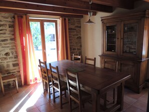 Dining - CORPS DE FERME - 2 GITES - PRIVATE SWIMMING POOL (Vailhourles)