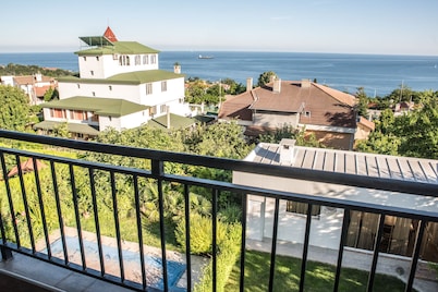 Entire Sea view Villa with private pool 