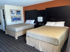 Comfort Room, 2 Queen Beds | Desk, WiFi, bed sheets - Oregon Trail Inn and Suites (Lakeview)