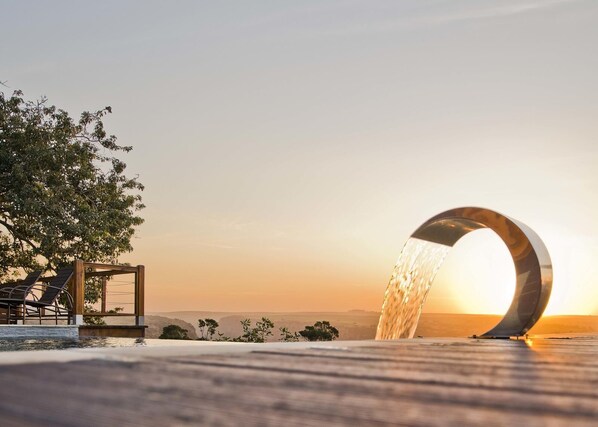 Outdoor pool - Silverstreams Lodge and Cottage (Madakana)