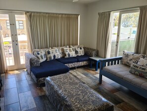 Family Apartment, 2 Bedrooms | Living area