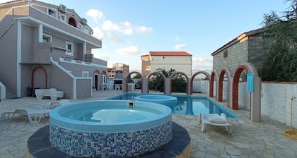 Two bedroom apartment with an amazing pool