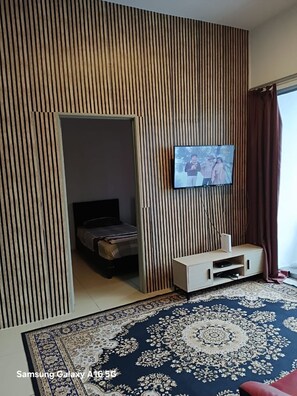 3 habitaciones, tabla de planchar con plancha y wifi gratis 