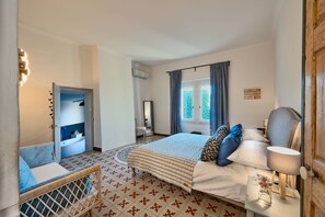 2 habitaciones, decoración personalizada y muebles diferentes 