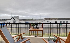 Outdoor dining - 2 Bed in Instow (oc-spinna) (Instow)
