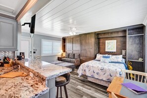 1 bedroom, iron/ironing board, WiFi, bed sheets