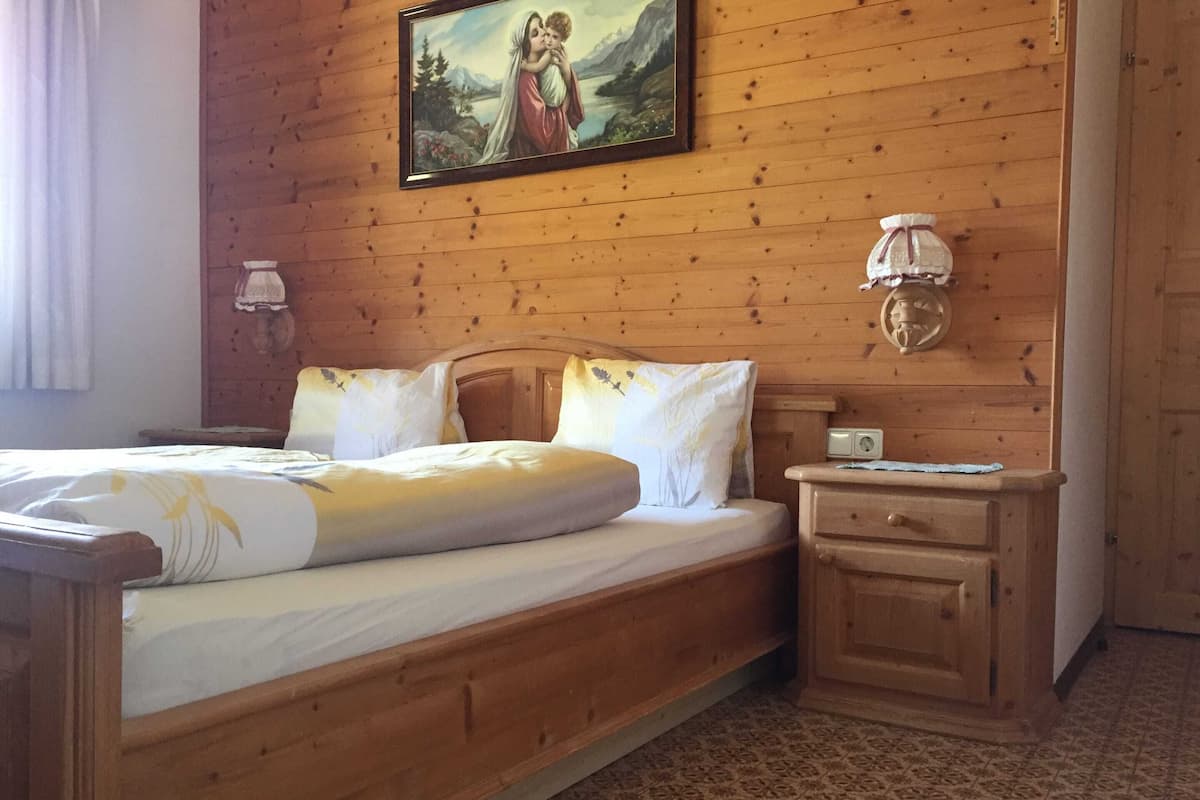 Apartment (Kitzbüheleralpenblick) | Free cots/infant beds, free WiFi, bed sheets