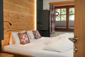 Literie de qualité supérieure, coffres-forts dans les chambres