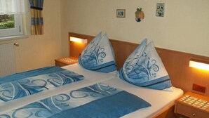1 bedroom, WiFi (free), bed sheets - Gästehaus Grudl (Bärnkopf)