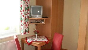 Television - Gästehaus Grudl (Bärnkopf)