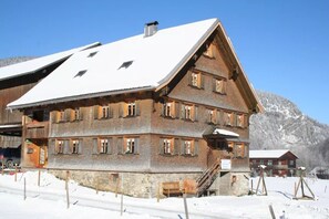 Front of property - Ferienwohnung Bischof (Mellau)