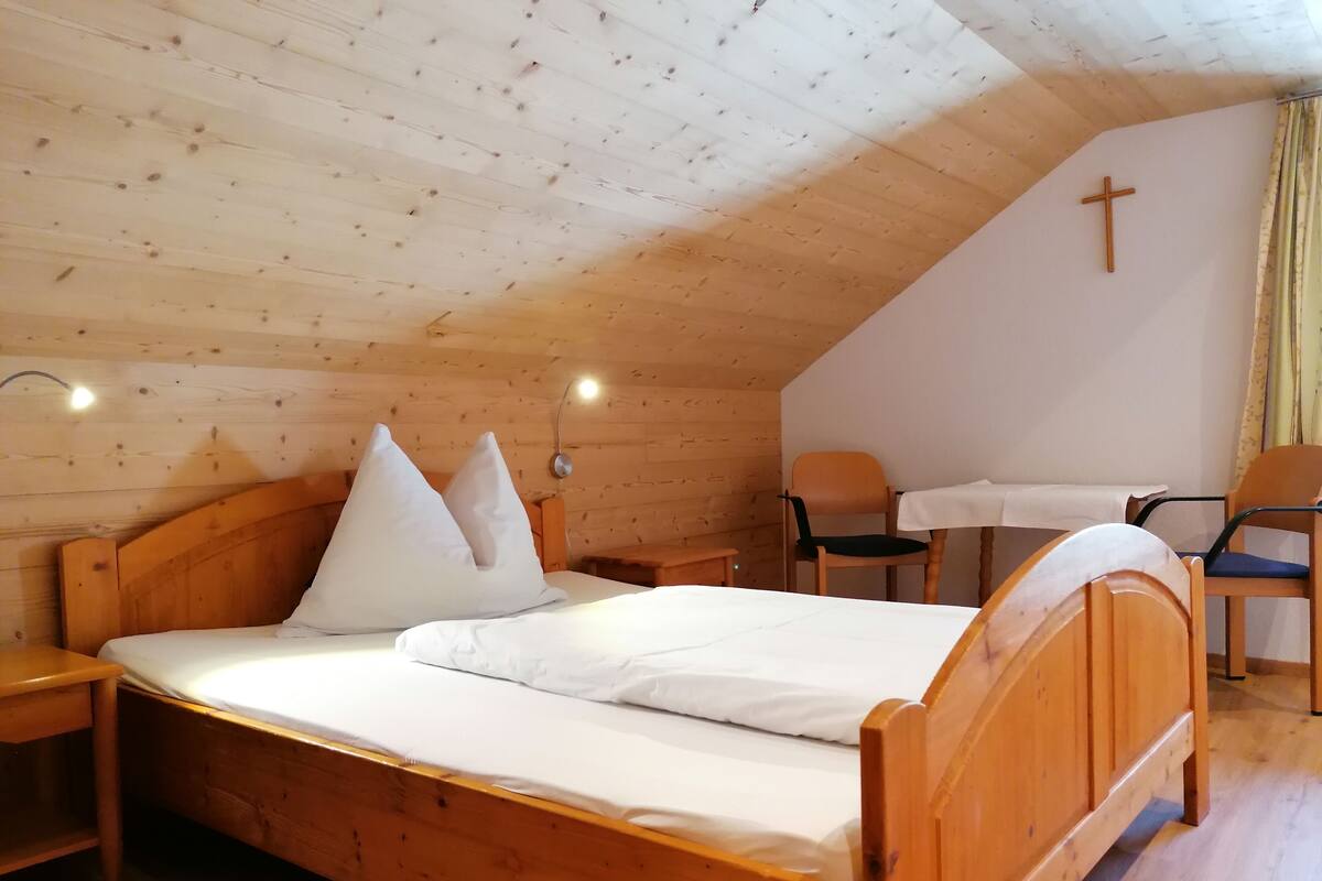 Double Room | 1 bedroom, WiFi (free), bed sheets