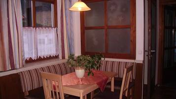 Apartment, 2 Bedrooms | In-room dining