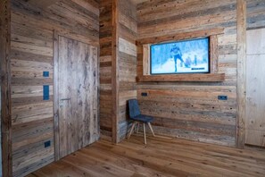 Apartment, Balcony | Living area | Flat-screen TV - Willihof  (Schoppernau)