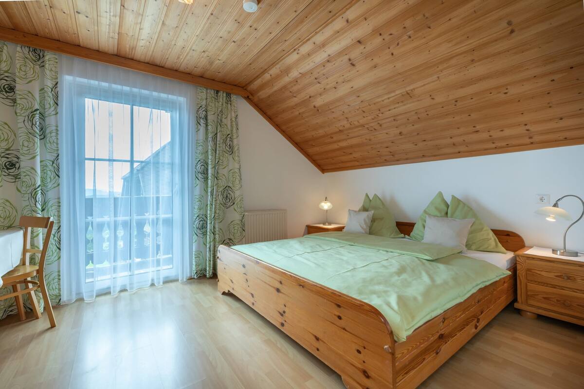 Apartment, 2 Bedrooms, Balcony (Burgblick)