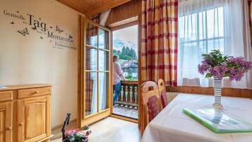 Apartment, 2 Schlafzimmer, Balkon (Glantal) | Kostenloses WLAN, Bettwäsche