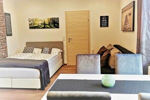 Leilighet, 1 soverom | Wi-fi (inkludert) og sengetøy