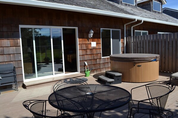 Townhome, Multiple Beds (2339 S Edgewood) | Balcony