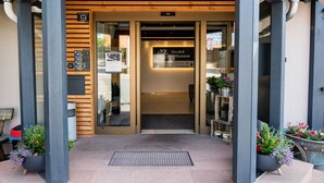 Property entrance - Landhotel Georgshof (Huenfeld)