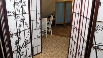 6 bedrooms, free WiFi