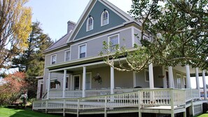 Exterior - 580 Russell Place (Hammond)