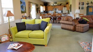 Ferienhaus, Mehrere Betten (94 S Cottage #3) | Wohnzimmer