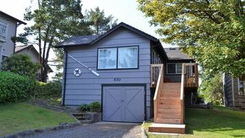 House, Multiple Beds (430 13th Ave) | Exterior