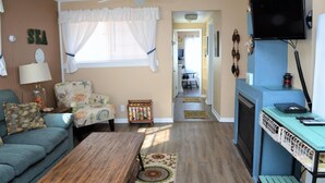 House, Multiple Beds (430 13th Ave) | Living room | Fireplace - 430 13th Ave (Seaside)