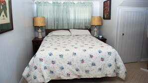 Maison, plusieurs lits (719 N Downing)