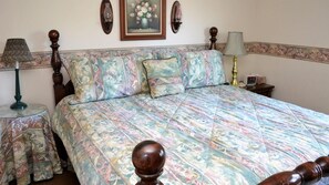 Casa, várias camas (652 4th St) | 3 quartos