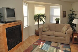 House, Multiple Beds (1860 Beach Dr. #2) | Living room | Fireplace - 1860 Beach Dr. #2 (Seaside)