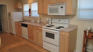 House, 2 Queen Beds (1860 Beach Drive #1) | Private kitchen | Spices, paper towels