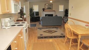 House, 2 Queen Beds (1860 Beach Drive #1) | Private kitchen | Spices, paper towels