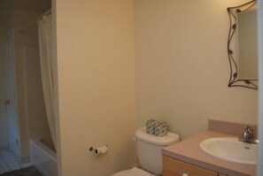 Bathroom - 1860 Beach Drive #1 (Seaside)