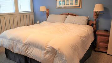 House, Multiple Beds (780 Beach Dr) | 5 bedrooms