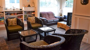 House, Multiple Beds (780 Beach Dr) | Living room - 780 Beach Dr (Seaside)