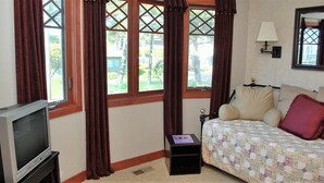 House, Multiple Beds (333 12th Ave) - 333 12th Ave (Seaside)