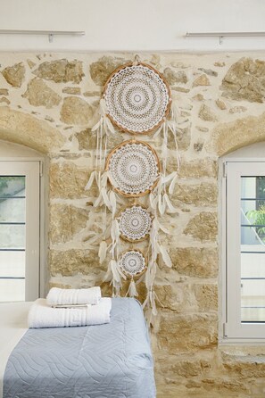 Interior - Nice brand new stone charm house..in the center of Pitsidia.. (Pitsidia)