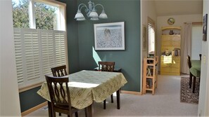 House, Multiple Beds (226 Ridge Dr) | Private kitchen | Spices, paper towels