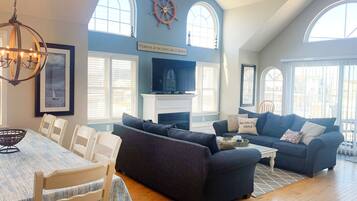 Smart TV, DVD player, video library