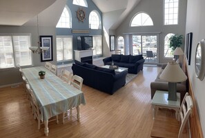 Smart TV, DVD player, video library - Beautiful 4-bedroom, beach block home in Sea Isle City!  (Sea Isle City)