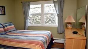3 bedrooms - 2117 Beach Dr (Seaside)