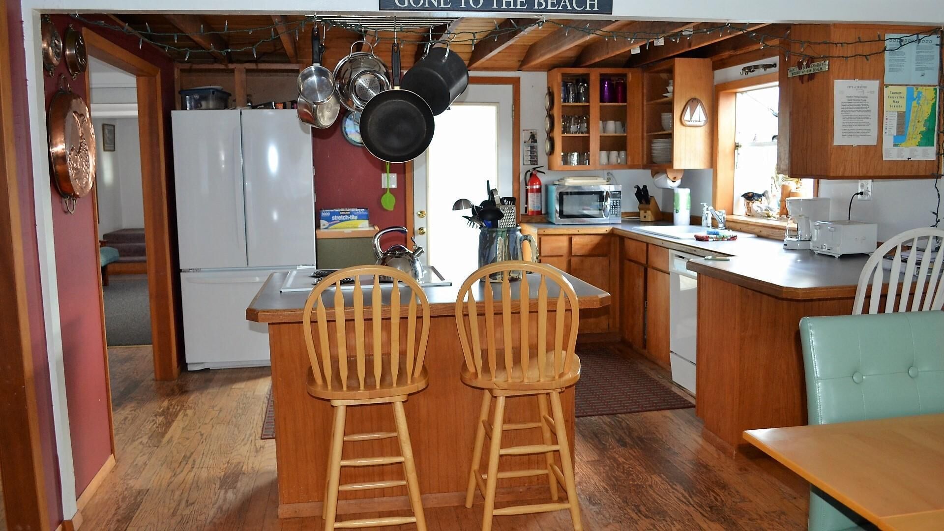 House, Berbilang Katil (230 15th Ave) | Dapur peribadi | Rempah, tisu 