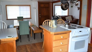 House, Multiple Beds (230 15th Ave) | Private kitchen