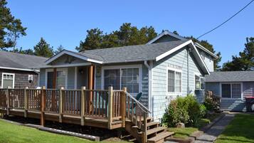 House, Berbilang Katil (230 15th Ave) | Bahagian luar