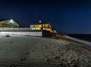 Exterior - Cape Cod Condo  2 balconies.  Heated Pool next to Ocean.  Private Beach (Dennis)