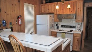 Unclassified image, 4 of 26, button - 310 9th Ave (Seaside)